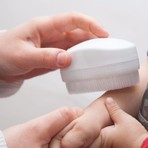 Sensory Kids Wilbarger Terapi Fırçası Beyaz Sentetik Kıllı Tekli Oval Şekil Bakım Aracı