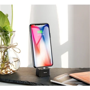 Quadrate Desktop Bracket