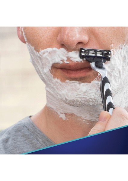 Mach 3 10’lu Bıçak + Makine + 250 ml Köpük + Gillette Çanta