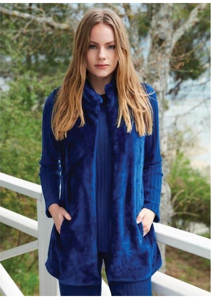 8438 Kadın Lacivert Yelek