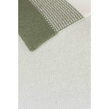 CO Cewo Tricot Yaka ve Ön Orta Detaylı Tasarım Beyaz Triko Tişört