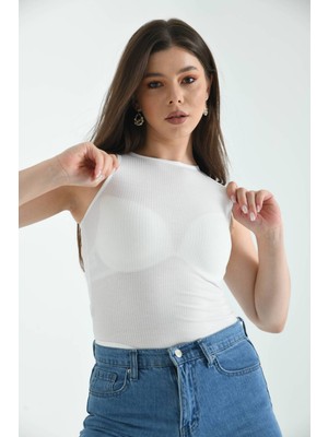 Moviment Beyaz Halter Yaka Çıtçıtlı Body