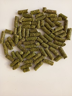 Aker Yonca Pelet- 3 Kg Paket- Yüksek Proteinli Yem