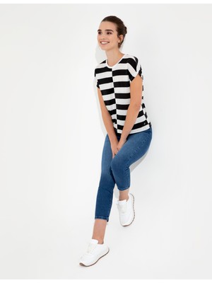 Pierre Cardin Kadın Siyah Comfort Fit Tişört 50246194-VR046