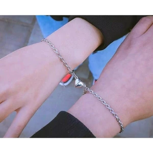 Mıknatıslı Birleşen Kalpler Sevgili Bilekliği