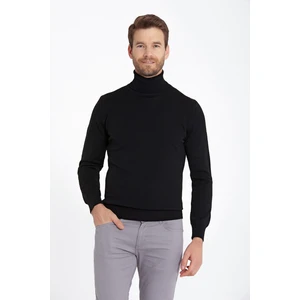 Erkek Siyah Regular Fit Balıkçı Yaka Triko Kazak