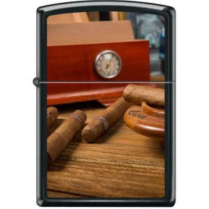 Cuban Cigar And Humidor Çakmak
