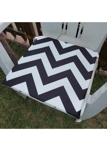 Trend Desen Zigzag Sandalye Minderi 43 x 43 Cm