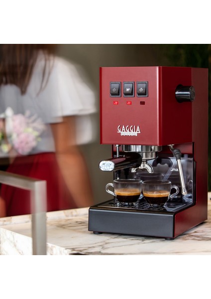 New Classic E24 Kırmızı Espresso Makinesi