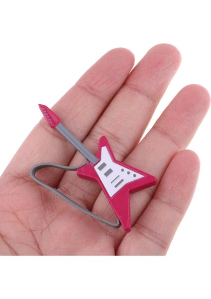 2pcs Müzikal Guitar Mikrofon Seti Dollhouse Party Dekor Çocuk Oyun Seti Oyuncak modelleri