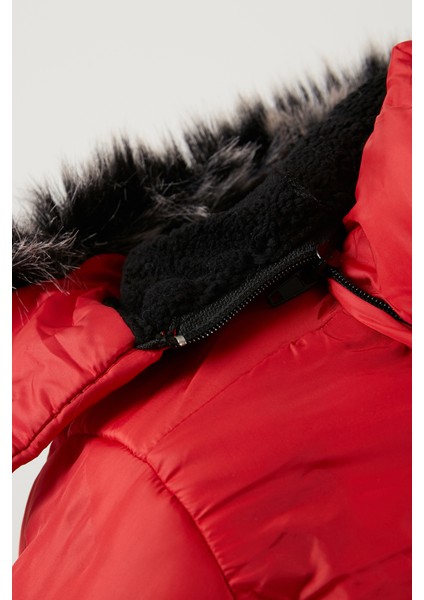 Içi Peluş Astarlı Çıkarılabilir Kapüşonlu Mont Erkek Çocuk Mont 5760013 fırsatları