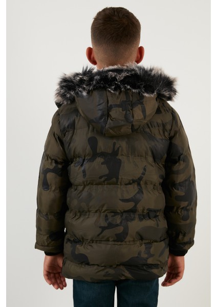 Kamuflaj Desenli Peluş Astarlı Çıkarılabilir Kapüşonlu Cepli Kışlık Mont Erkek Çocuk Mont 5760071 indirimleri