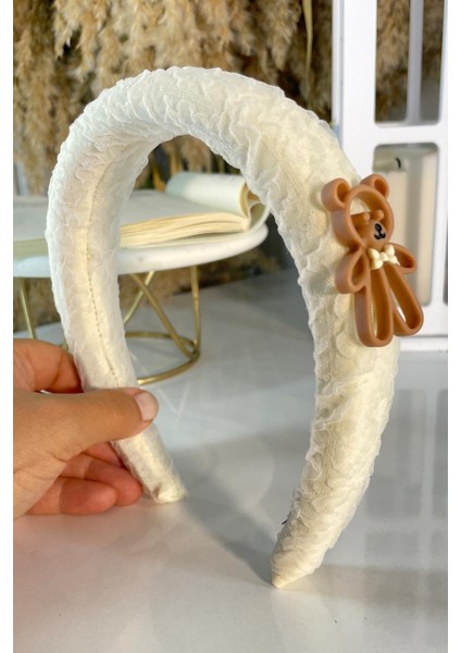 Figürlü Taç Krem SBT1149