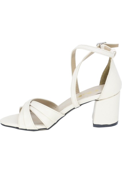 326055 Kalın Topuk Açık Kadın Rahat Ayakkabı modelleri