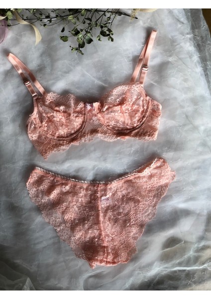 Zag Lingerie Yumuşak Dantelli Takım