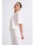 Regular Fit Kısa Kollu Kadın Crop Tişört - Ekru Ekru - L 4