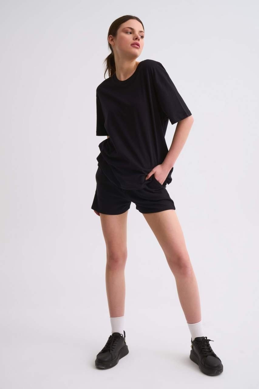 RECOLOR Cepli Regular Fit Bağcıklı Kadın Şort - Siyah Siyah - Xl görsel 3