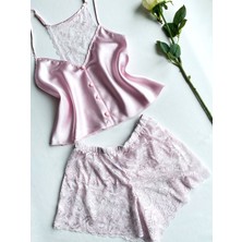 Gece İncisi Sırtı Dantel Şortlu Takım