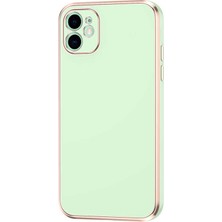 Case World Apple iPhone 12 ile Uyumlu Kapak Kamera Korumalı Lazer Kesim Lüx Silikon ile Uyumlu Kılıf - Yeşil