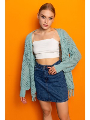 Hakke Püsküllü Kelebek Desen Hırka