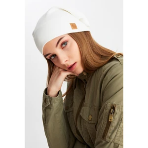 Beyaz Kadın Pamuklu Kaşkorse, Terletmez, Ultra Hafif ve Yumuşak Ipli Şapka Bere