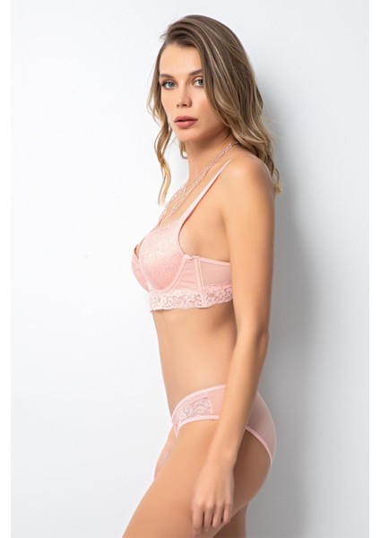 Push-Up Dolgulu Geniş Kanatlı Dantelli Sütyen Takım modelleri