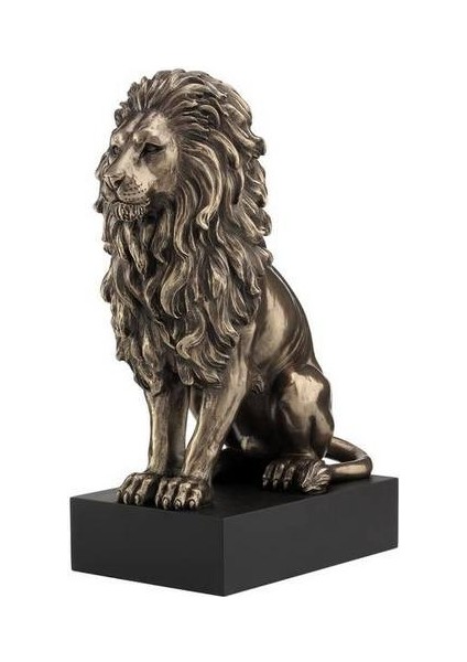 Wıse Stand Üstünde Aslan