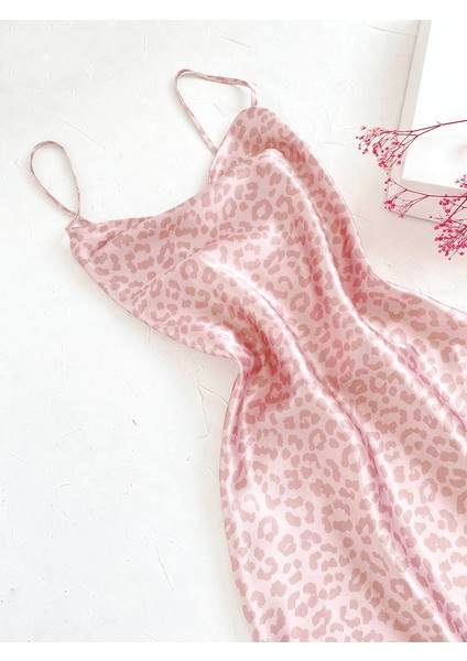 Sırt Dekolteli Saten Gecelik fiyatları