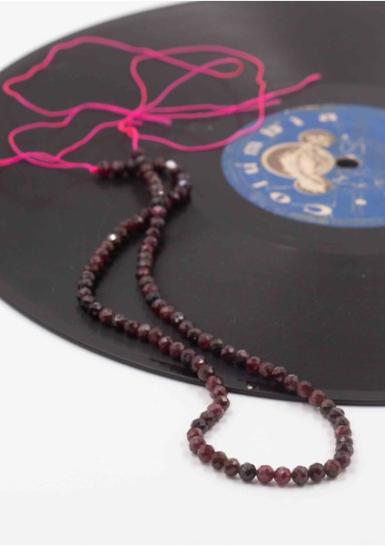 Lal Granet Dizi 4 mm Faset Kesim