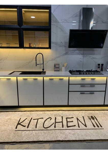 Baiter Model Lateks Deri Taban Saçaklı Mutfak Halısı fırsatları