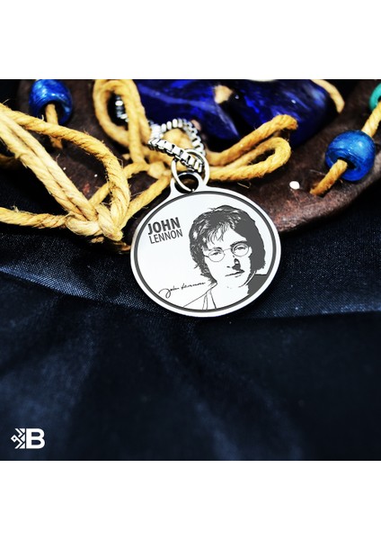 John Lennon Yuvarlak Çelik Kulplu Kolye