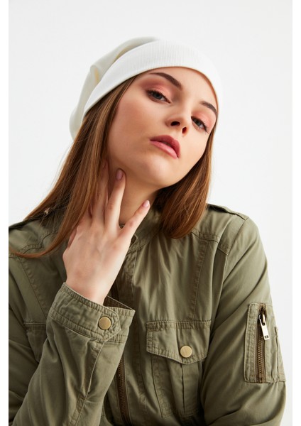 Beyaz Kadın Pamuklu Kaşkorse, Terletmez, Ultra Hafif ve Yumuşak Ipli Şapka Bere indirimleri