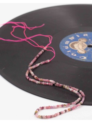 Mucize Taş Pembe Turmalin Dizi 2*2 mm Kare Kesim