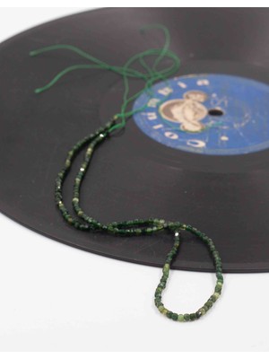 Mucize Taş Yeşil Turmalin Dizi 2*2 mm Kare Kesim