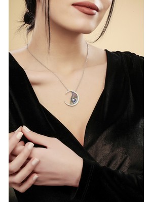 Doğan Silver Doğan Silvergümüş Rodyumlu Zirkon Taşlı Metaverse Kolye. DGN21260