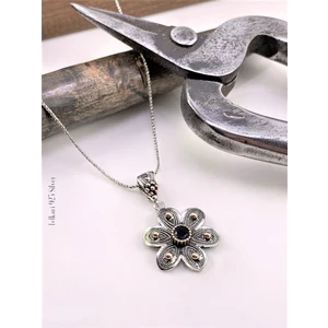 Doğan Silver Doğan Silvertelkari Işlemeli Kök Yakut Taşlı Tasarım Gümüş Kolye 21419