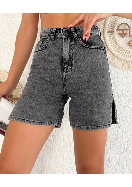 Nazende Stil Yüksek Bel Uzun Boy Yırtmaç Detaylı Short