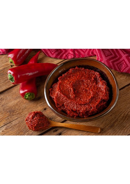 Tatlı Biber Salçası (Ev Yapımı) 1 kg fiyatları