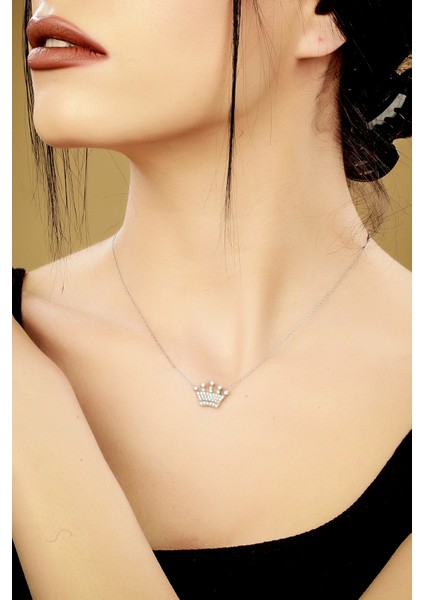 Doğan Silvergümüş Zirkon Taşlı Kral Tacı Model Kolye DGN21242