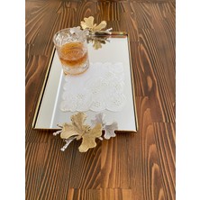 Lilies Atelier Tek Adet Romantik Delikişi Nakışlı Beyaz Kokteyl Peçetesi Bardak Altlığı