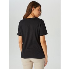 Faik Sönmez Kadın Yuvarlak Yaka T-Shirt