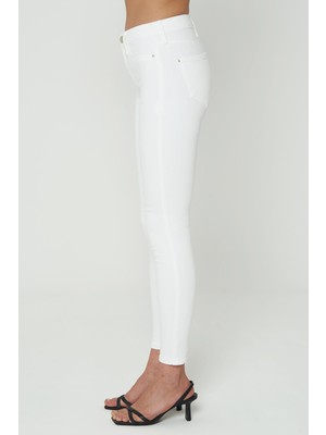 Cross Jeans Naomi Beyaz Normal Bel Fermuarlı Skinny Fit Jean Pantolon C 4526-050