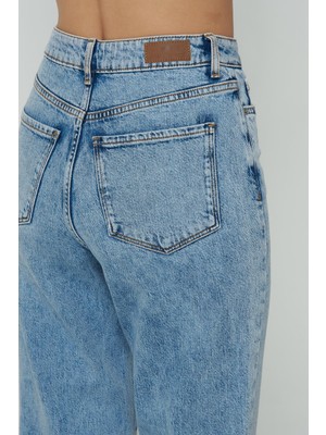 Cross Jeans Diana Açık Mavi Dad Straight Fit Patı Fermuarlı Paçası Kesik Pantolon Jean C 4517-053
