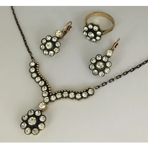 Aşina Gümüş - Elmas Montur Papatya Kolye Küpe Yüzük Set Swarovski Taşlı Sevgiliye Hediye