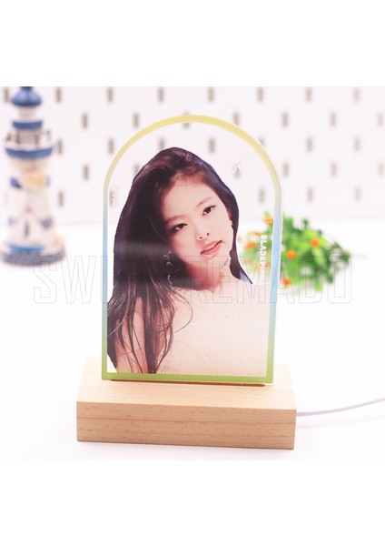 Kpop Blackpink Temalı Jennie LED Akrilik Gece Lambası - Kahverengi (Yurt Dışından)
