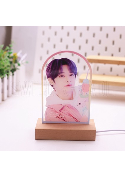 Kpop Stray Kids Lee Know LED Akrilik Gece Lambası - Kahverengi (Yurt Dışından) modelleri