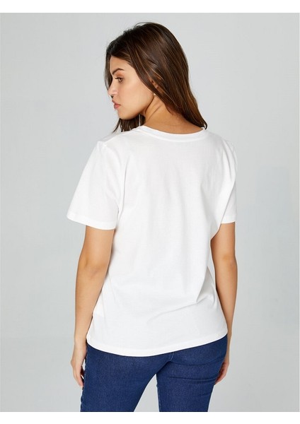 Kadın Yuvarlak Yaka T-Shirt