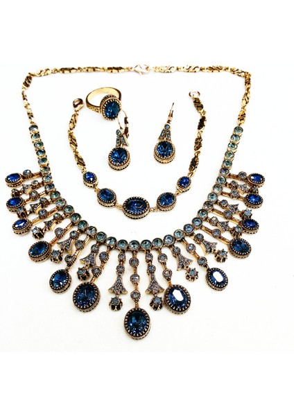 - Safir Swarovski Taşlı Elmas Montür Gerdanlık Küpe Yüzük Bileklik Set Sevgiliye Hediye