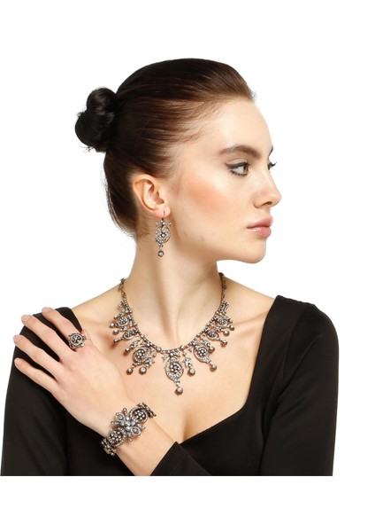 - Yasmin Elmas Montür Gerdanlık Küpe Yüzük Bileklik Set Sevgiliye Hediye fiyatları