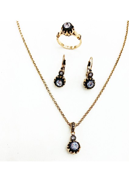 - Elmas Montur Kolye Küpe Yüzük Set Swarovski Taşlı Sevgiliye Hediye